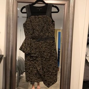 New Cynthia Steffe dress gold and black size 6